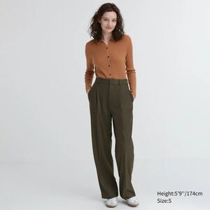 Uniqlo Women's Olive Green Trousers